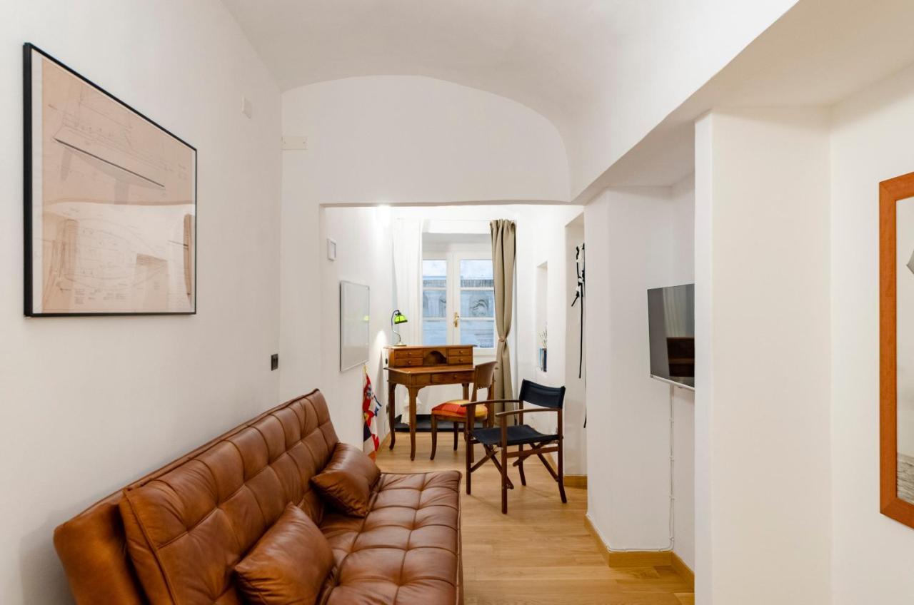 Joivy Cute Flat Near The Aquarium Daire Cenova Dış mekan fotoğraf